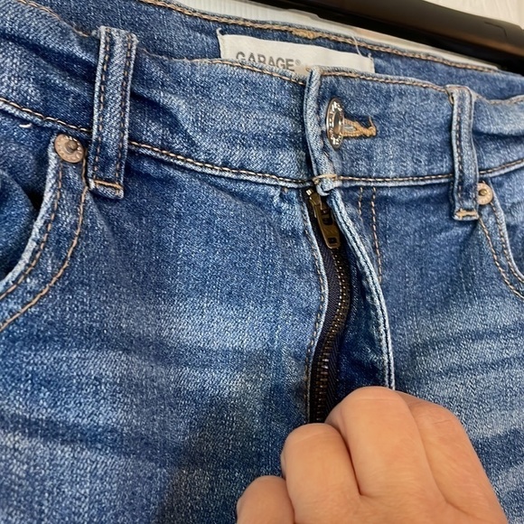 GARAGE Jean Shorts Distressed High Rise Cuffed Size 7 - Picture 7 of 16